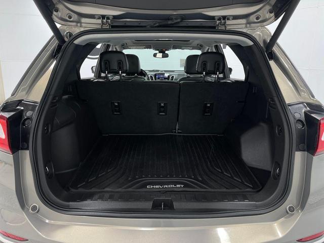 Photo of 2019 Pepperdust Metallic Chevrolet Equinox