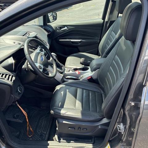 Photo of 2016 Magnetic Ford C-Max Energi