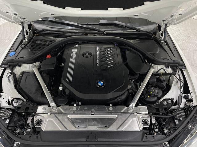 Photo of 2023 Alpine White BMW M440 Gran Coupe