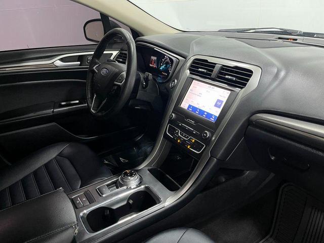 Photo of 2020 Magnetic Metallic Ford Fusion