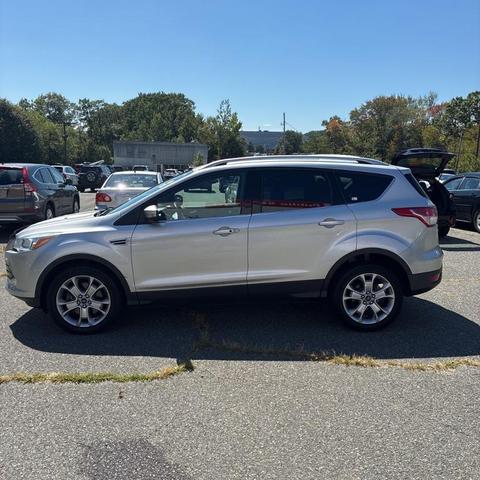 Photo of 2016 Ingot Silver Ford Escape