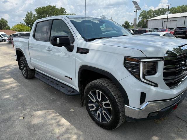 Photo of 2023 Summit White GMC Sierra 1500