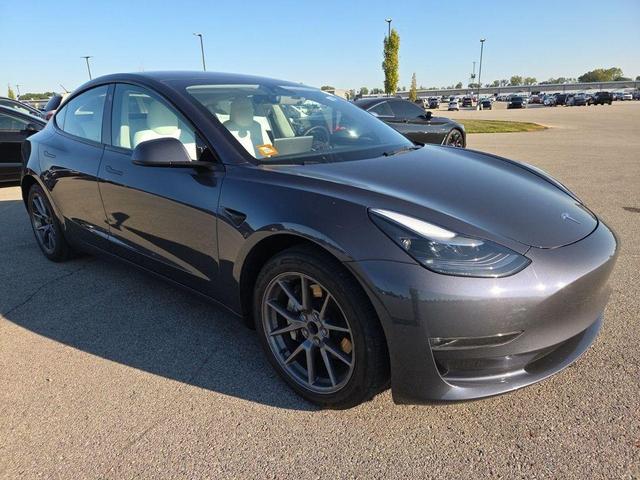 Photo of 2023 Gray Tesla Model 3