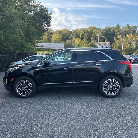 Photo of 2018 Stellar Black Metallic Cadillac XT5