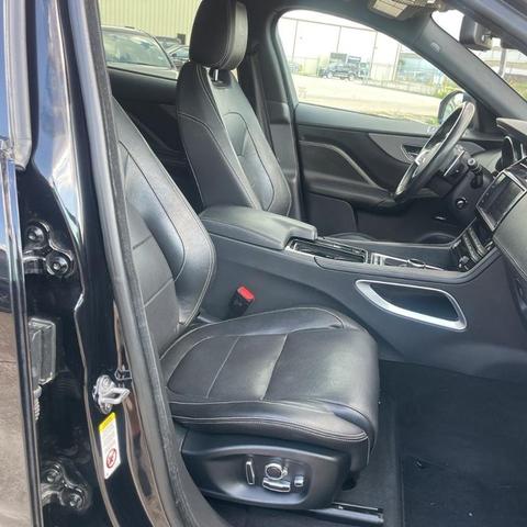 Photo of 2018 Narvik Black Jaguar F-PACE