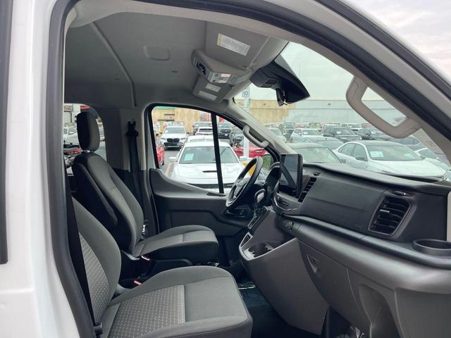 Photo of 2022 Oxford White Ford Transit-350