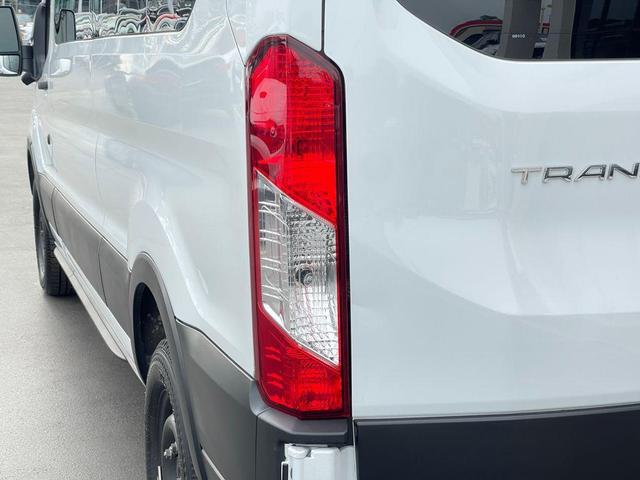 Photo of 2022 Oxford White Ford Transit-350