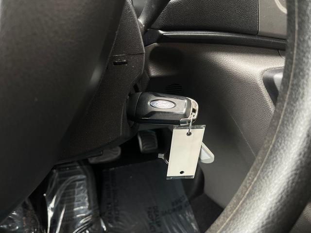 Photo of 2022 Oxford White Ford Transit-350