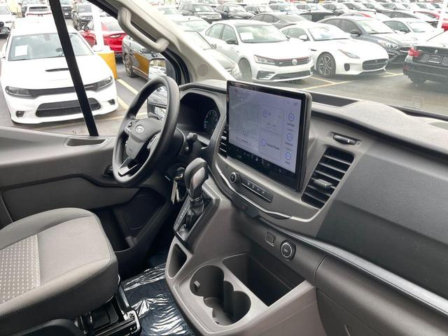 Photo of 2022 Oxford White Ford Transit-350