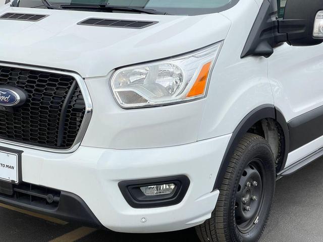 Photo of 2022 Oxford White Ford Transit-350