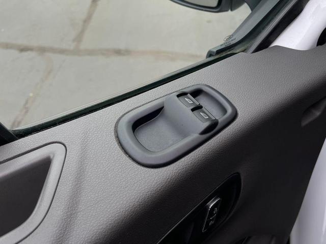Photo of 2022 Oxford White Ford Transit-350