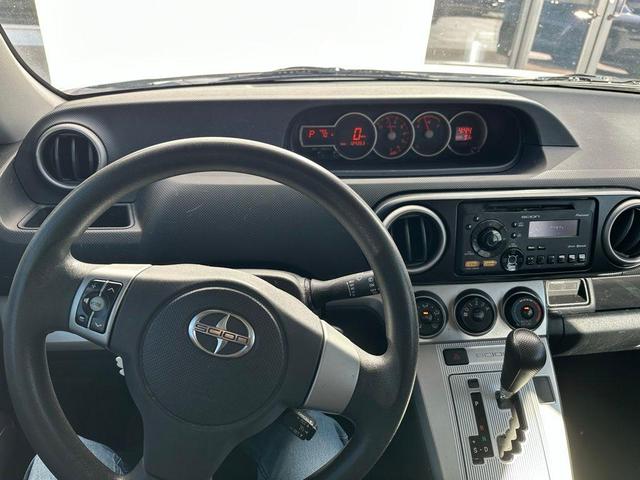 Photo of 2012 Super White Scion xB
