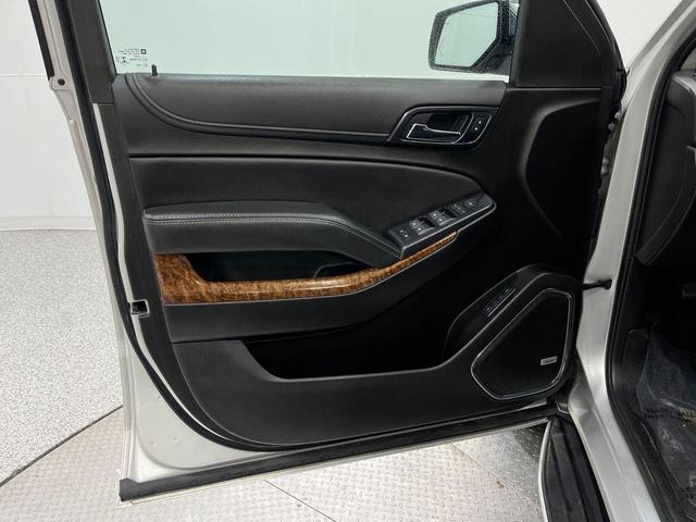 Photo of 2020 Silver Ice Metallic Chevrolet Suburban