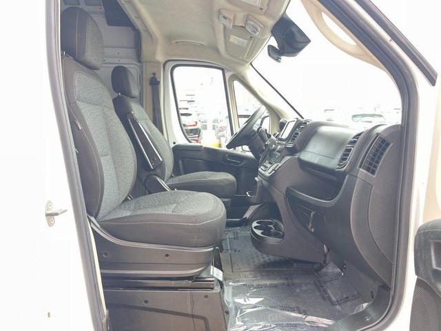 Photo of 2022 Bright White Clearcoat RAM ProMaster 2500