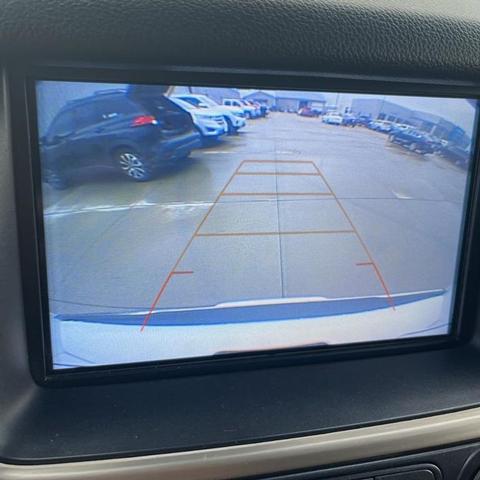 Photo of 2018 White Frost Tri-Coat GMC Yukon XL