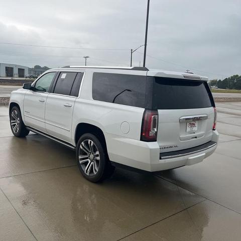 Photo of 2018 White Frost Tri-Coat GMC Yukon XL