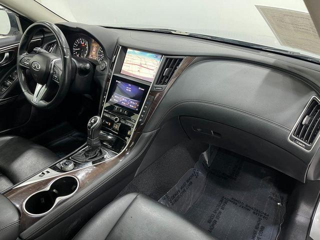 Photo of 2019 Liquid Platinum INFINITI Q50
