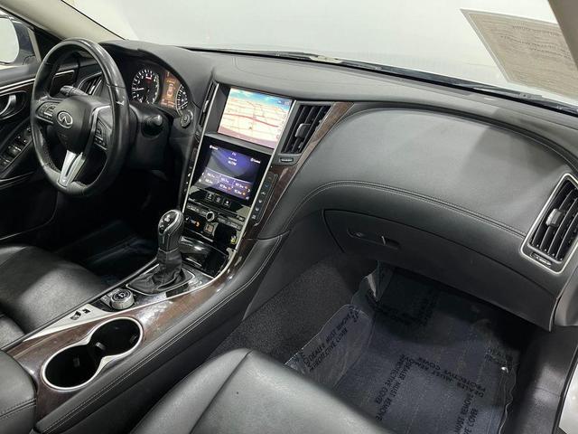 Photo of 2019 Liquid Platinum INFINITI Q50
