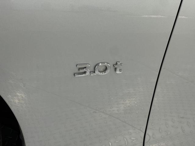 Photo of 2019 Liquid Platinum INFINITI Q50