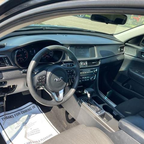 Photo of 2018 Ebony Black Kia Optima