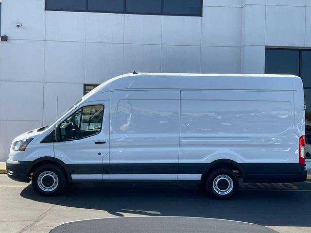 Photo of 2022 Oxford White Ford Transit-250