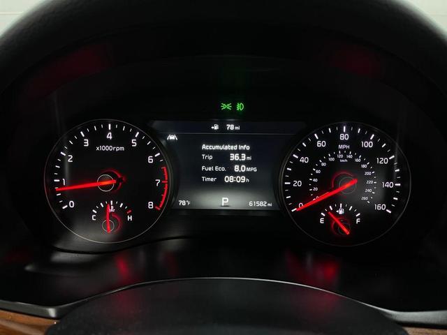 Photo of 2018 Silky Silver Kia Cadenza