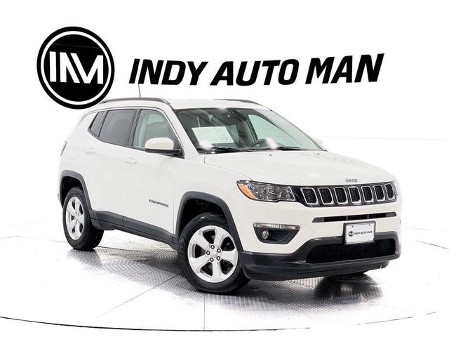 Photo of 2018 White Clearcoat Jeep Compass