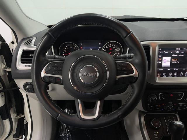 Photo of 2018 White Clearcoat Jeep Compass