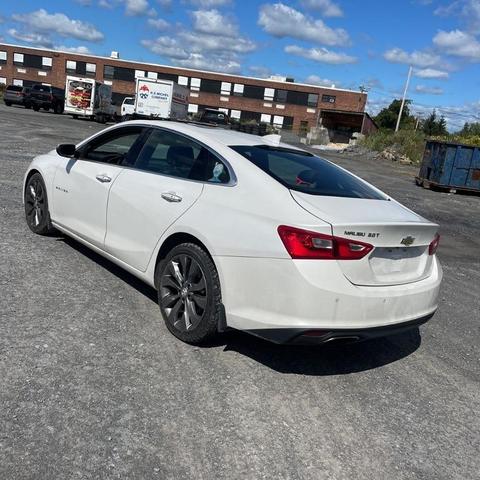 Photo of 2016 Iridescent Pearl Tricoat Chevrolet Malibu