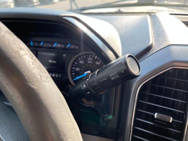 Photo of 2021 Oxford White Ford F-250