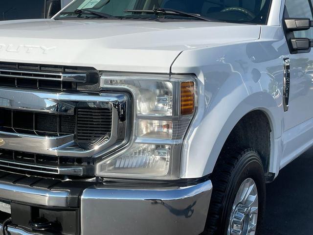 Photo of 2021 Oxford White Ford F-250