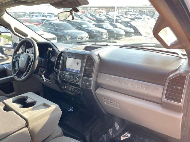 Photo of 2021 Oxford White Ford F-250