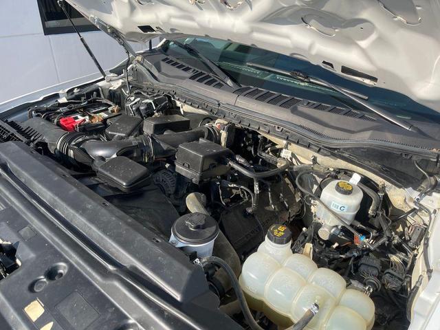 Photo of 2021 Oxford White Ford F-250