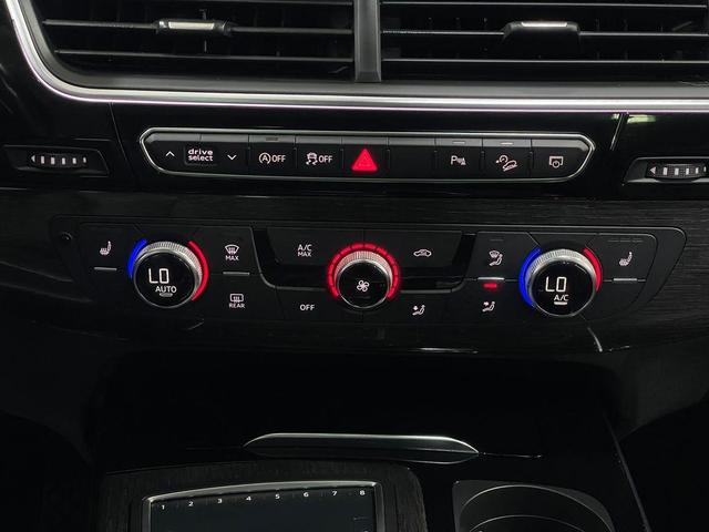 Photo of 2018 Orca Black Metallic Audi Q7