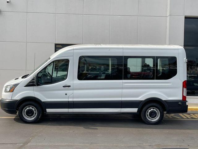 Photo of 2016 Oxford White Ford Transit-350