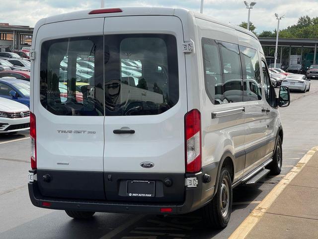 Photo of 2016 Oxford White Ford Transit-350