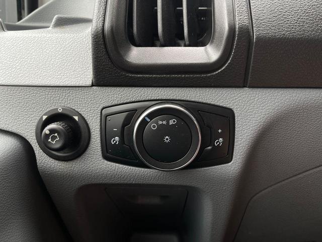Photo of 2016 Oxford White Ford Transit-350