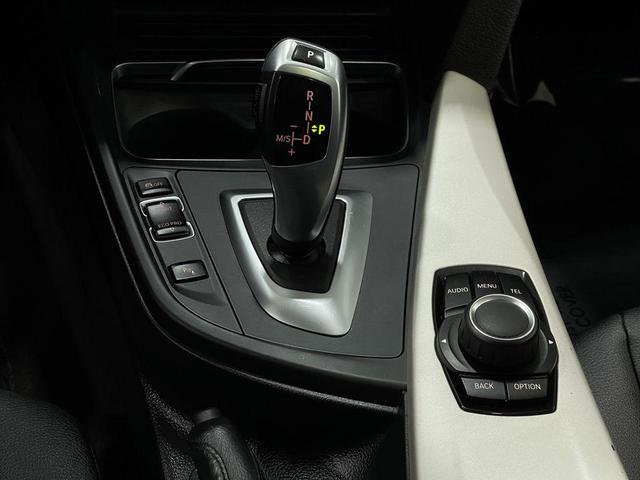 Photo of 2017 Glacier Silver Metallic BMW 320