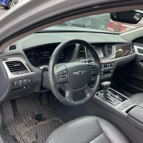 Photo of 2019 Silver Genesis G80