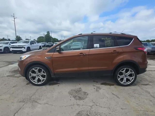 Photo of 2017 Canyon Ridge Metallic Ford Escape