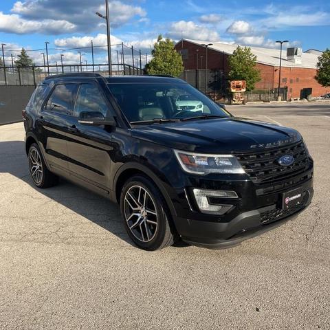 Photo of 2017 Shadow Black Ford Explorer