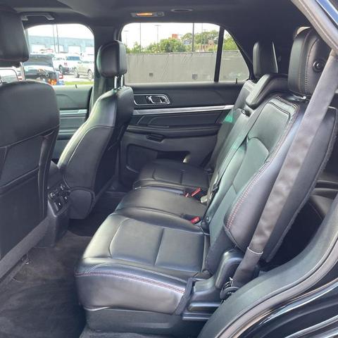 Photo of 2017 Shadow Black Ford Explorer