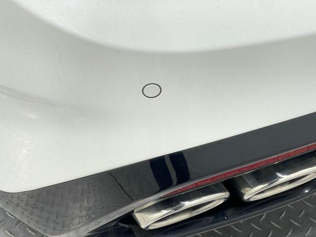 Photo of 2021 Snow White Pearl Kia Stinger