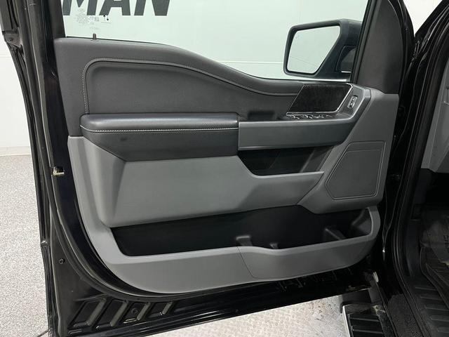 Photo of 2021 Agate Black Metallic Ford F-150