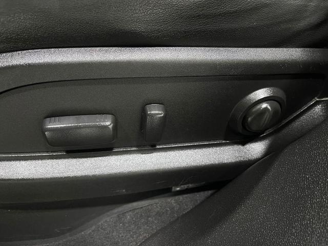 Photo of 2017 Quicksilver Metallic Buick Enclave
