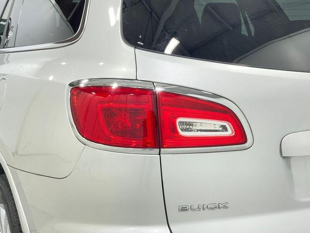 Photo of 2017 Quicksilver Metallic Buick Enclave