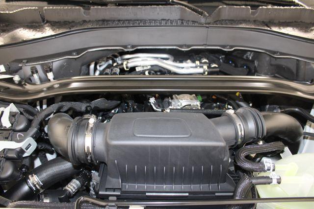Photo of 2025 Star White Ford Explorer