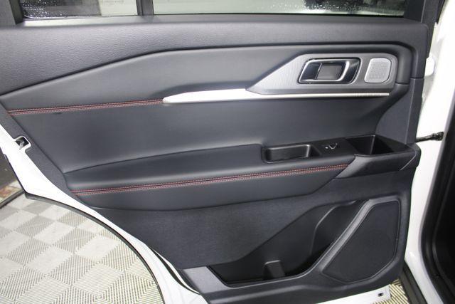 Photo of 2025 Star White Ford Explorer
