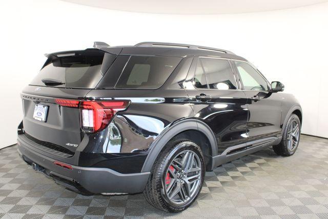 Photo of 2025 Agate Black Metallic Ford Explorer