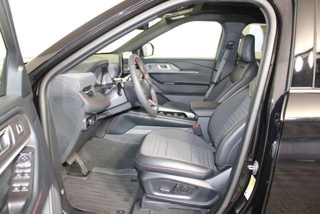 Photo of 2025 Agate Black Metallic Ford Explorer